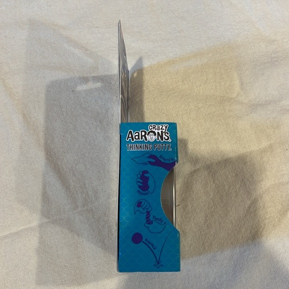NWT Crazy Aaron’s Thinking Putty - Picture 5 of 9